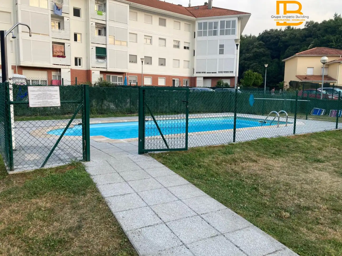 Swimming pool of Flat for sale in Voto  with Heating, Parquet flooring and Terrace