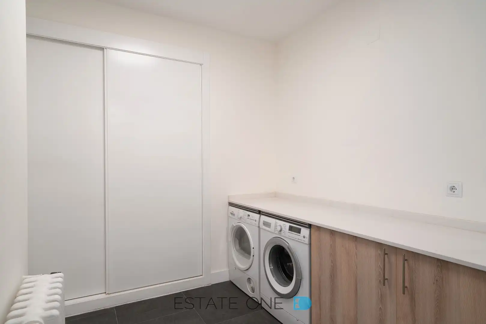 Exterior view of Flat for rent in Madrid  with Air Conditioner, Heating and Parquet flooring
