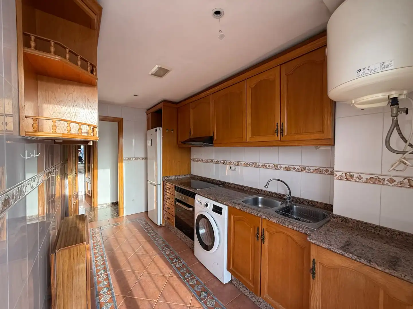 Küche von Wohnung zur Miete in Chiva mit Klimaanlage und Terrasse