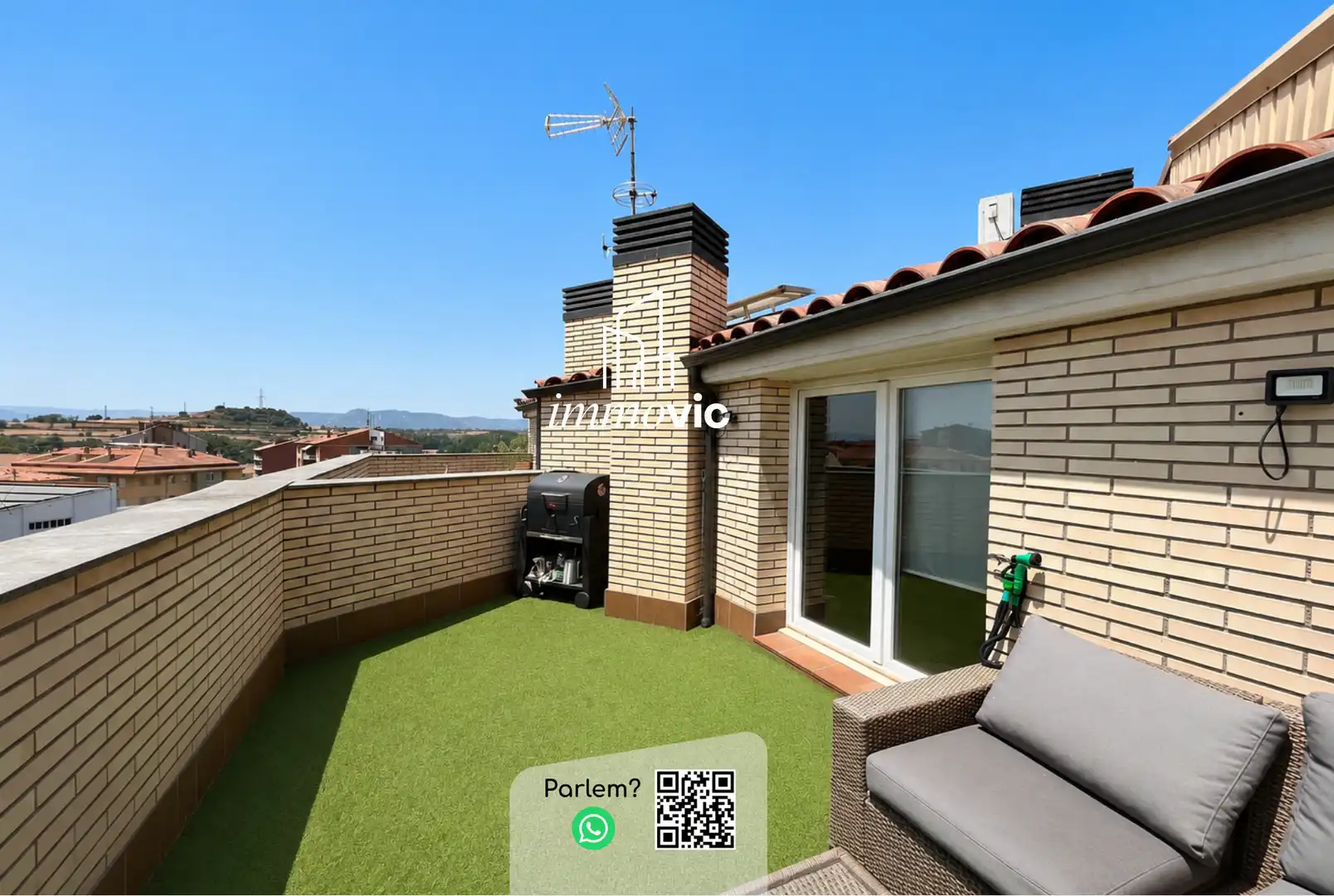 Terraza de Dúplex en venta en Roda de Ter con Calefacción, Parquet y Terraza