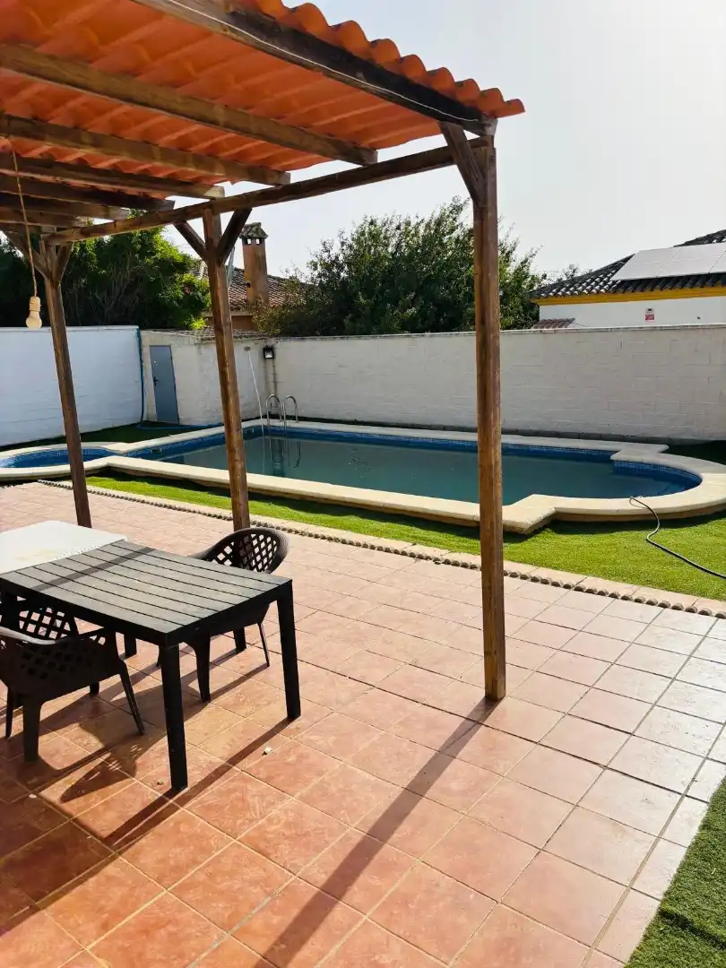Piscina de Casa o xalet en venda en Chiclana de la Frontera amb Jardí privat, Traster i Piscina