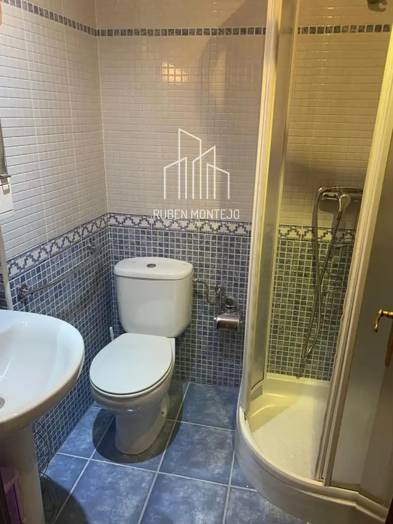 Flat for rent in Tomillar, Pizarrales