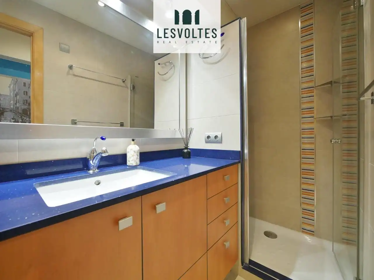Mini appartamento con terrazza in vendita a Passeig del Mar, imagen 18