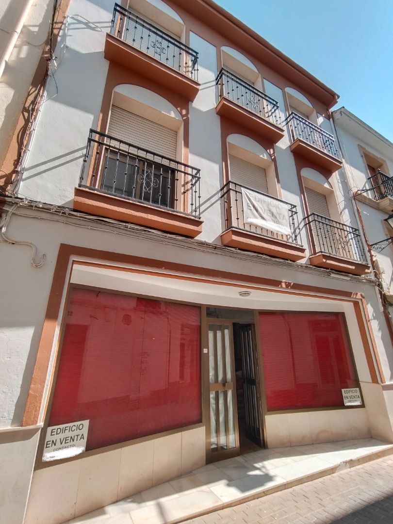 Vista exterior de Edifici en venda en Priego de Córdoba