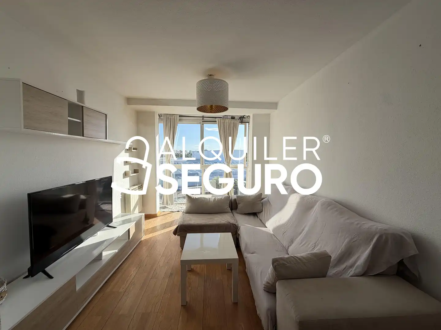 Sala d'estar de Pis de lloguer en Madrid amb Aire condicionat, Calefacció i Piscina