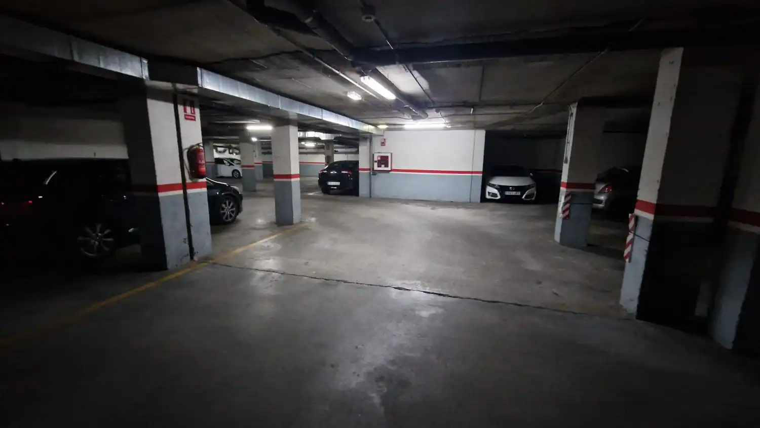 Parkplatz von Wohnung zum Verkauf in León Capital  mit Heizung, Parkett und Terrasse