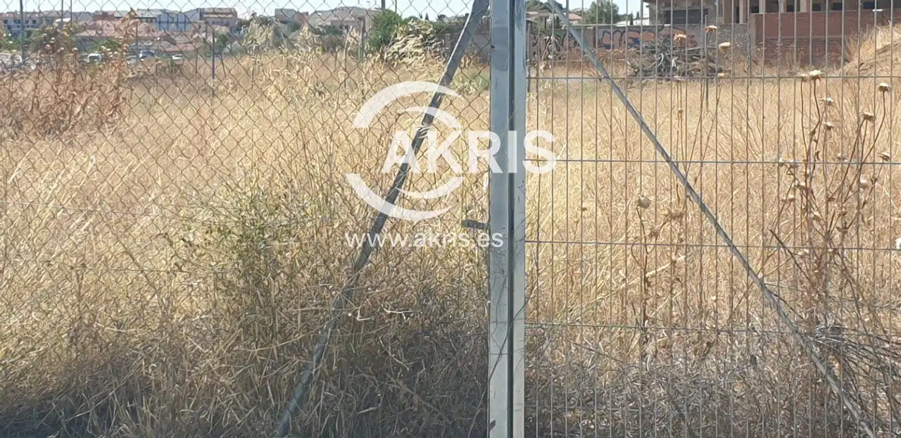 Terreno rustico in vendita a Calle Francisco de Comontes Pintor del Sxvi