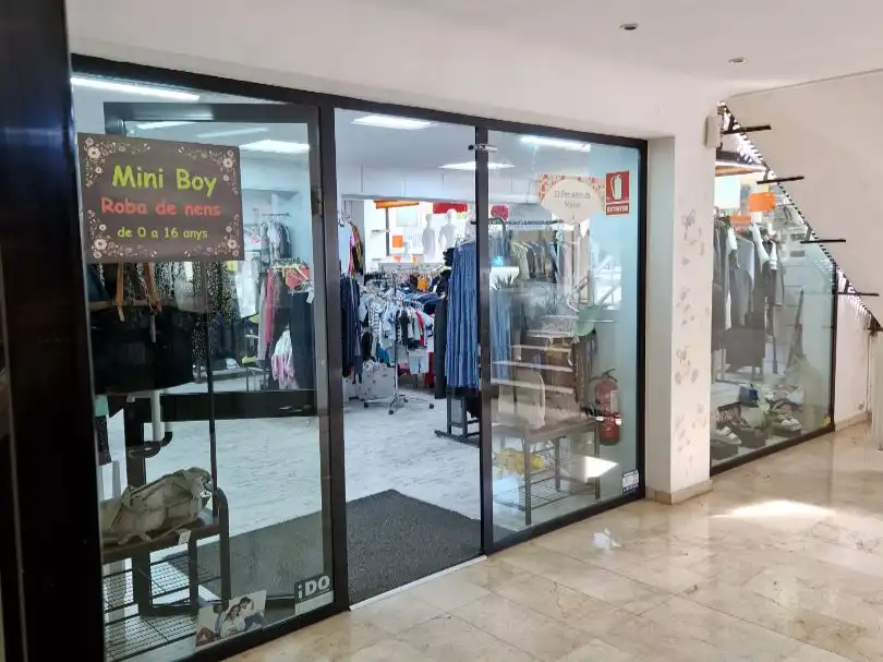 Local comercial de lloguer a Rambla Nova 2