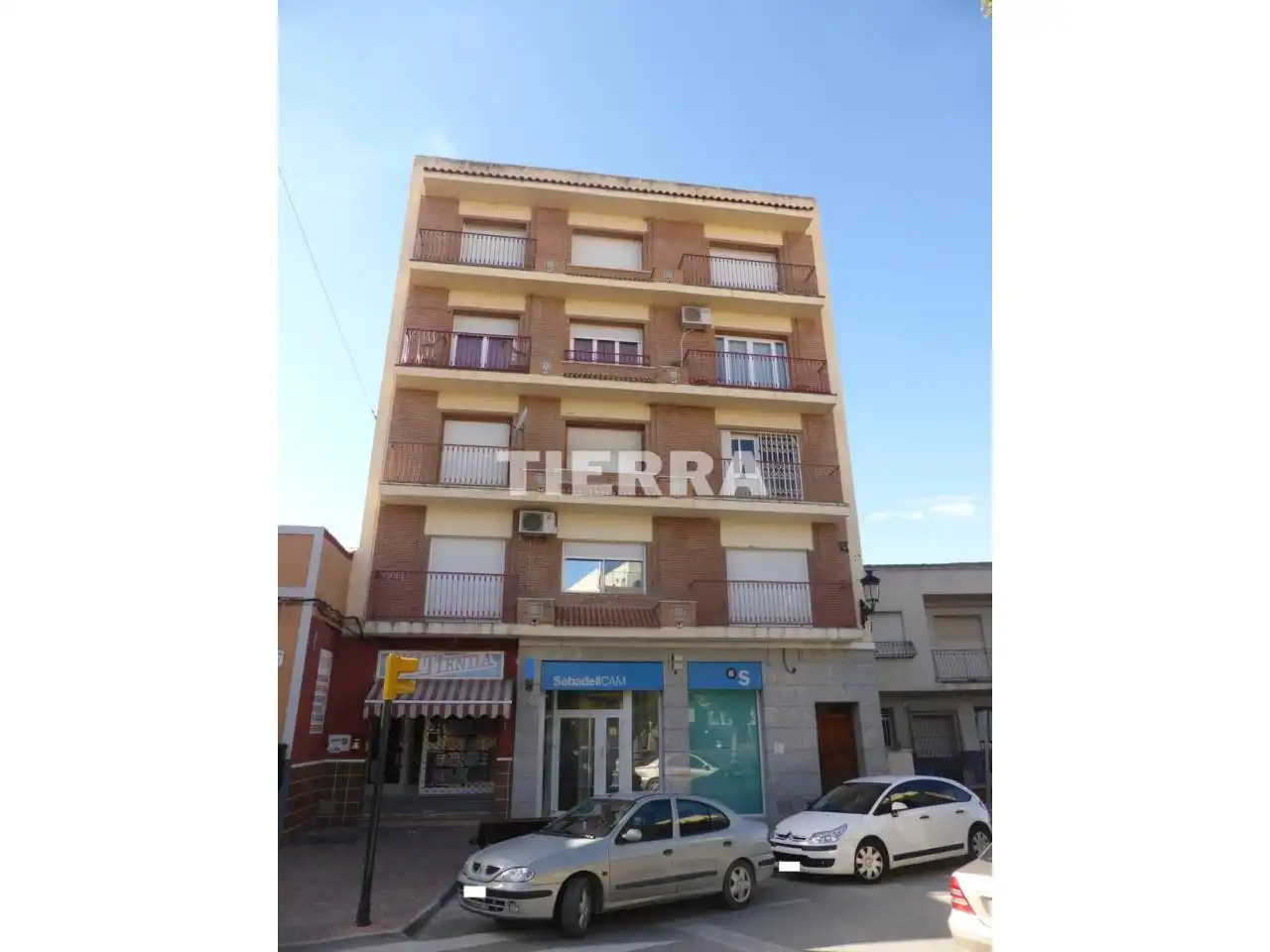 Local comercial en venda a Plaza Mayor