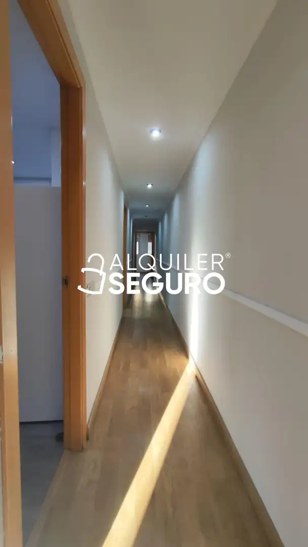 Wohnung zur Miete in Valencia mit Klimaanlage und Terrasse