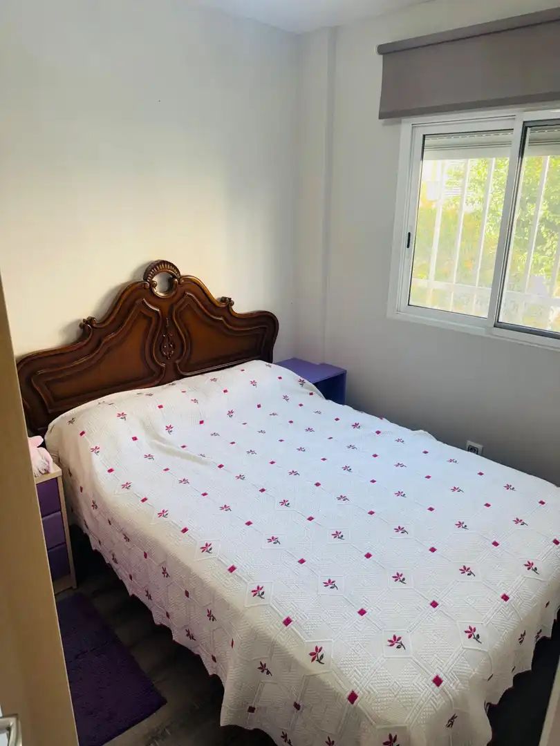 Habitación de Piso en venta en Sevilla con Aire acondicionado, Calefacción y Terraza