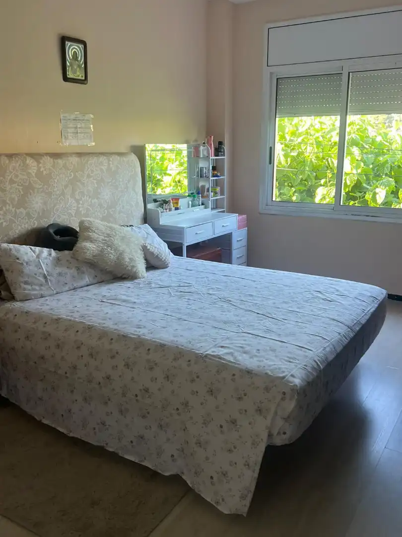 Habitación de Local en venta en Mont-roig del Camp con Aire acondicionado, Terraza y Amueblado