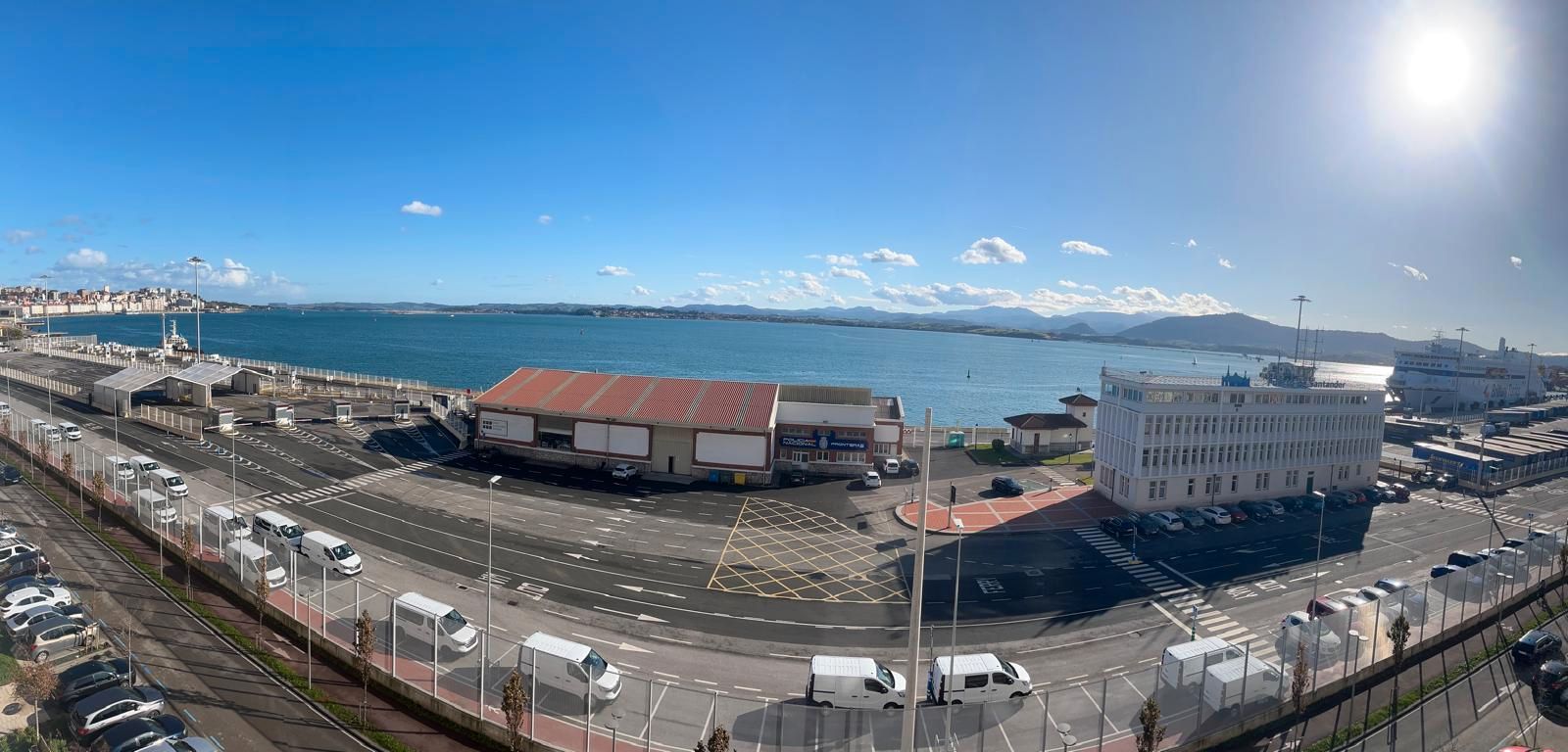 Exterior view of Flat to rent in Santander  with Heating, Oven and Washing machine