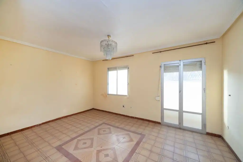 Flat for sale in Alicante / Alacant  with Air Conditioner