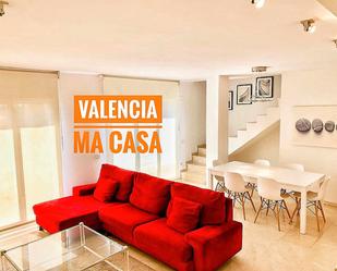 Sala d'estar de Àtic de lloguer en  Valencia Capital amb Aire condicionat, Calefacció i Terrassa