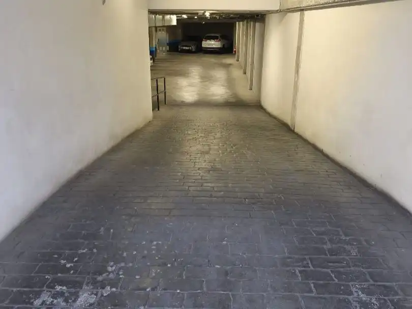 Parkplatz von Lagerraum zur Miete in Armilla mit Alarm