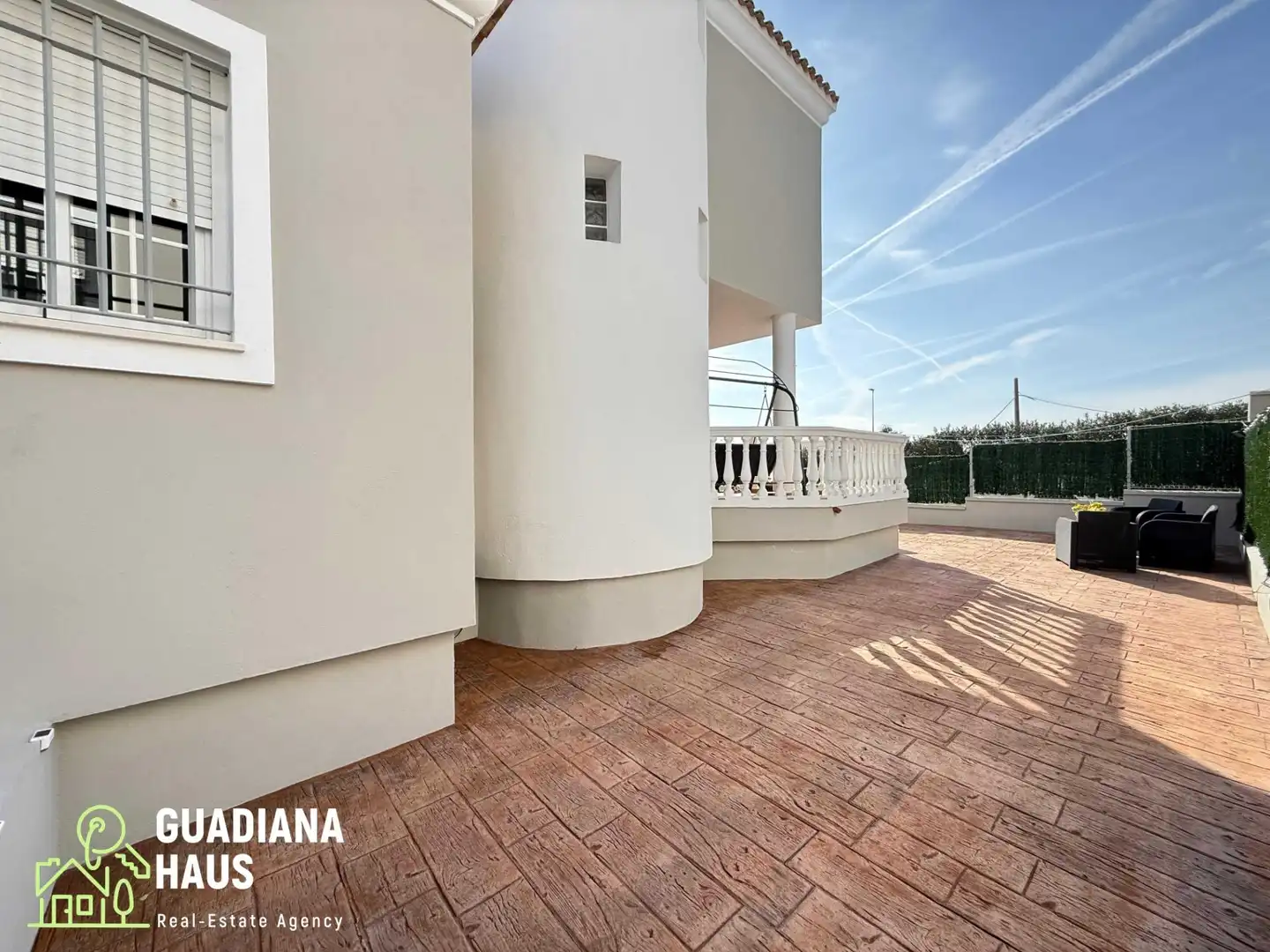 Vista exterior de Apartament en venda en Ayamonte amb Aire condicionat, Jardí privat i Terrassa