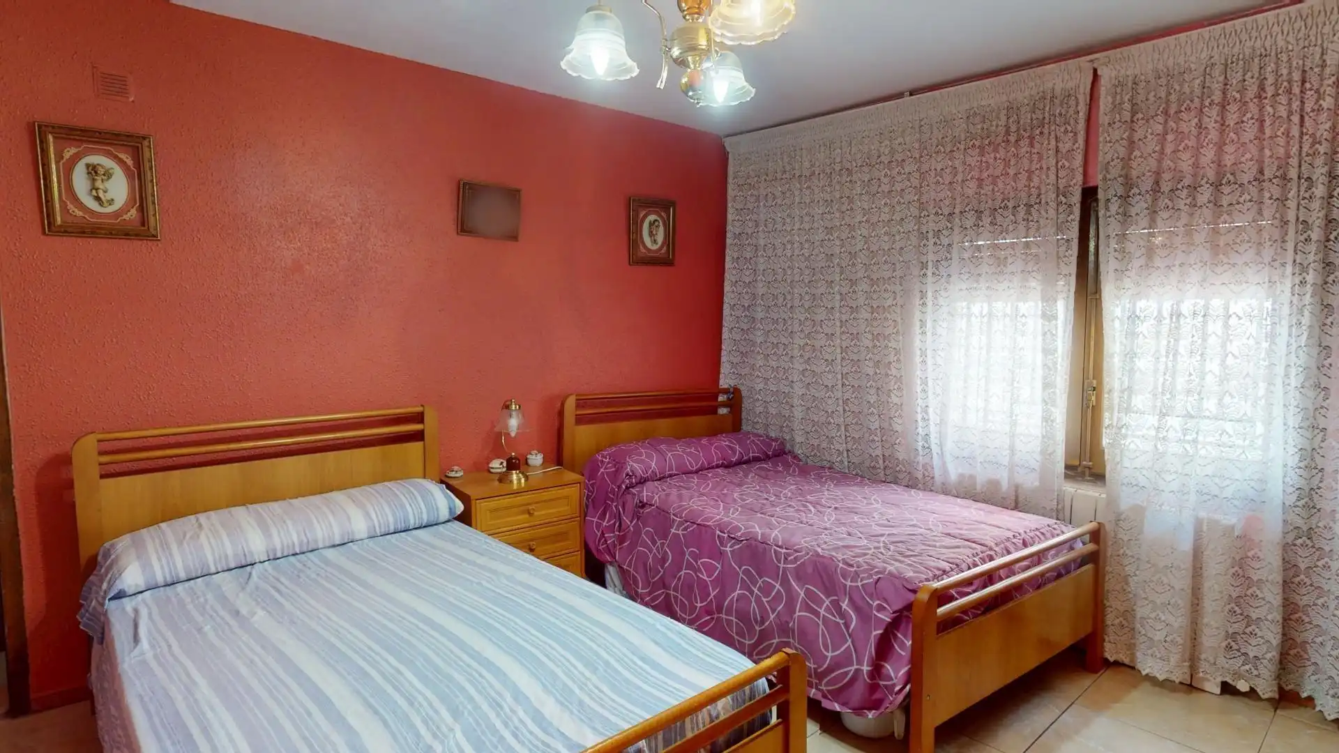 Habitación de Finca rústica en venta en Lumpiaque con Calefacción, Terraza y Amueblado