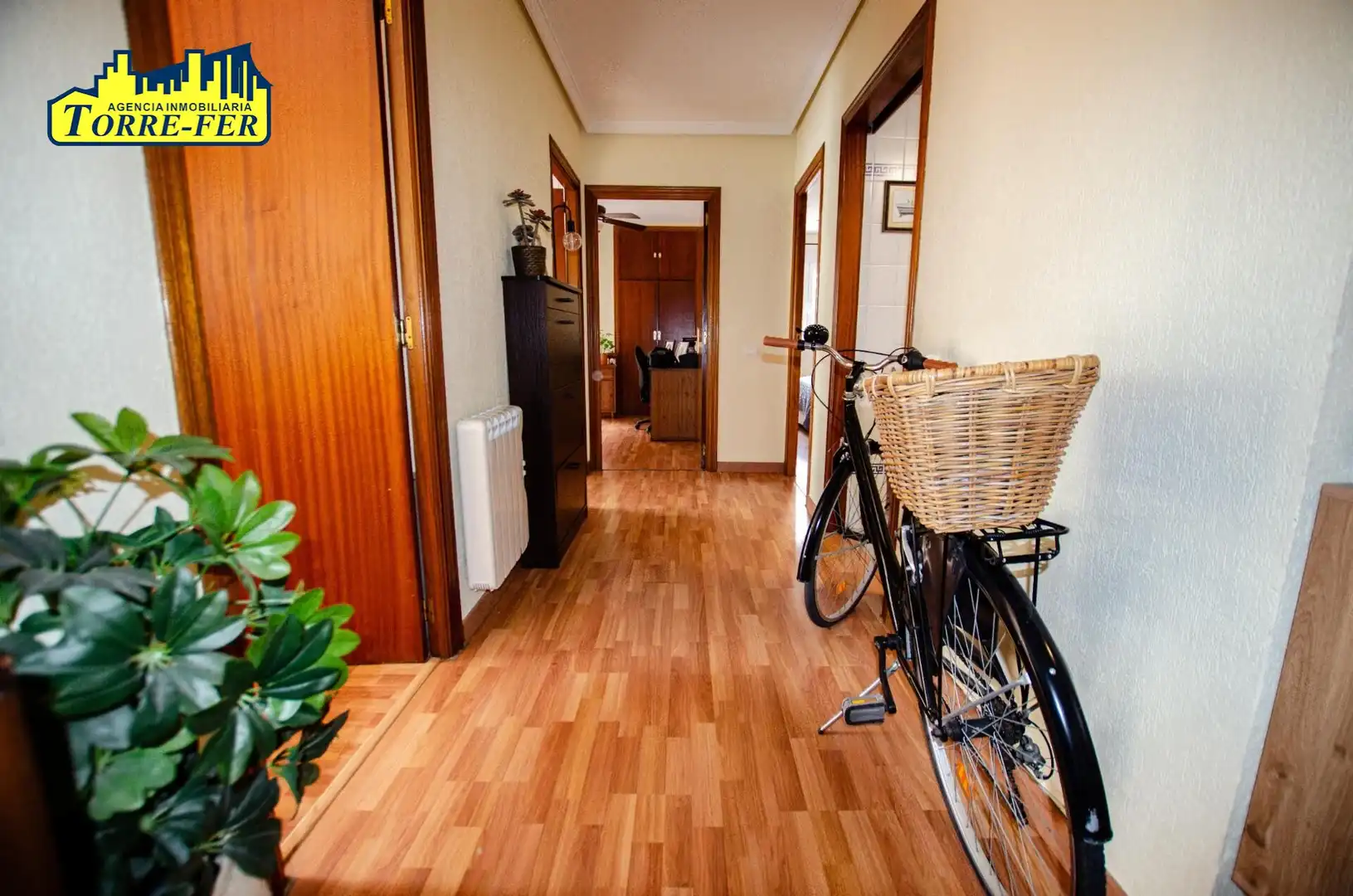 Wohnung zum Verkauf in Almería mit Klimaanlage und Heizung