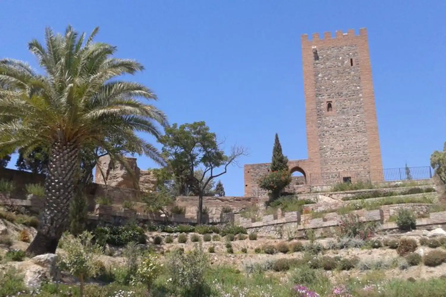 Jardín de Piso en venta en Vélez-Málaga con Calefacción y Terraza