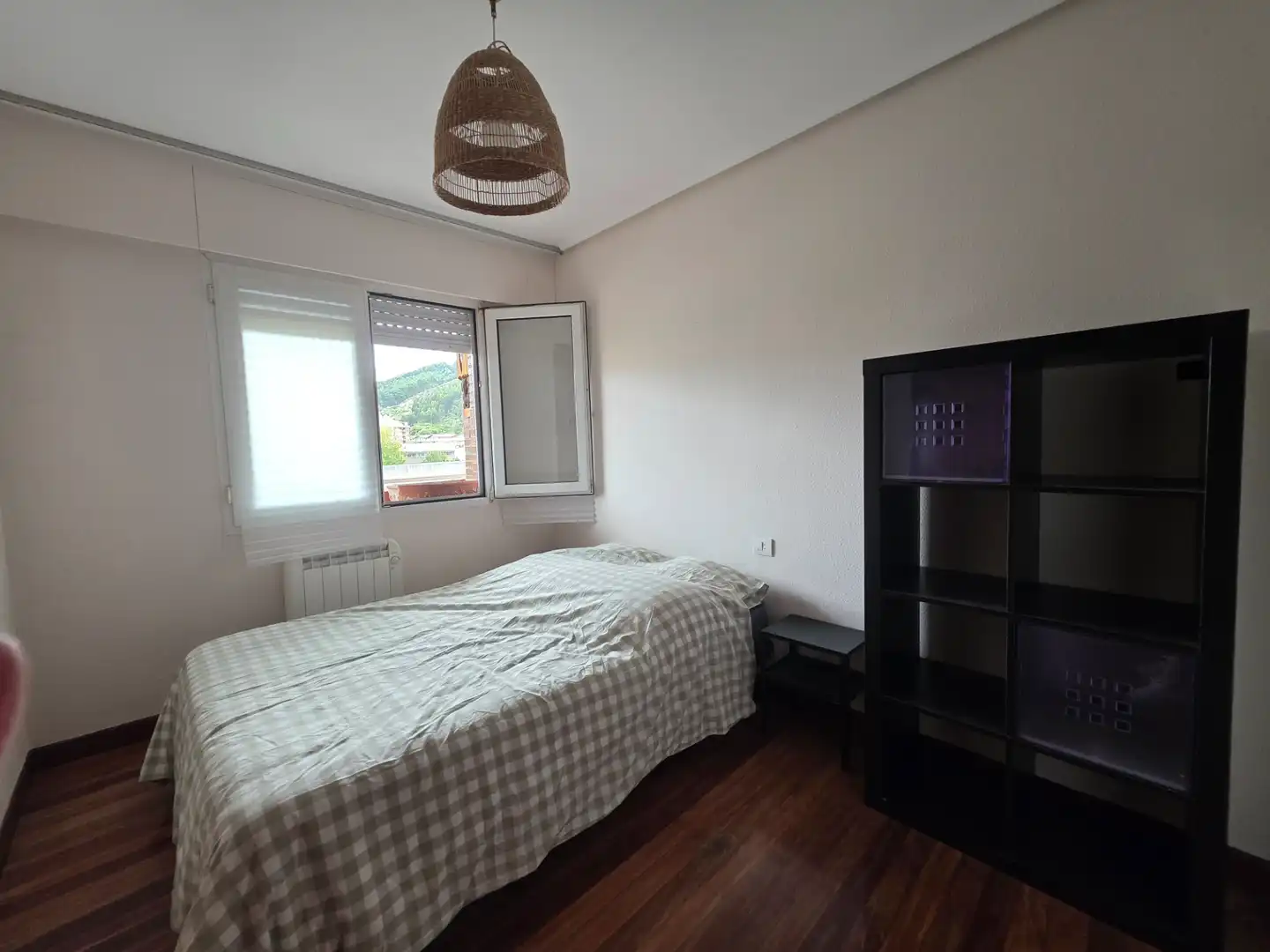 Schlafzimmer von Wohnung zur Miete in Castro-Urdiales mit Privatgarten, Terrasse und Schwimmbad