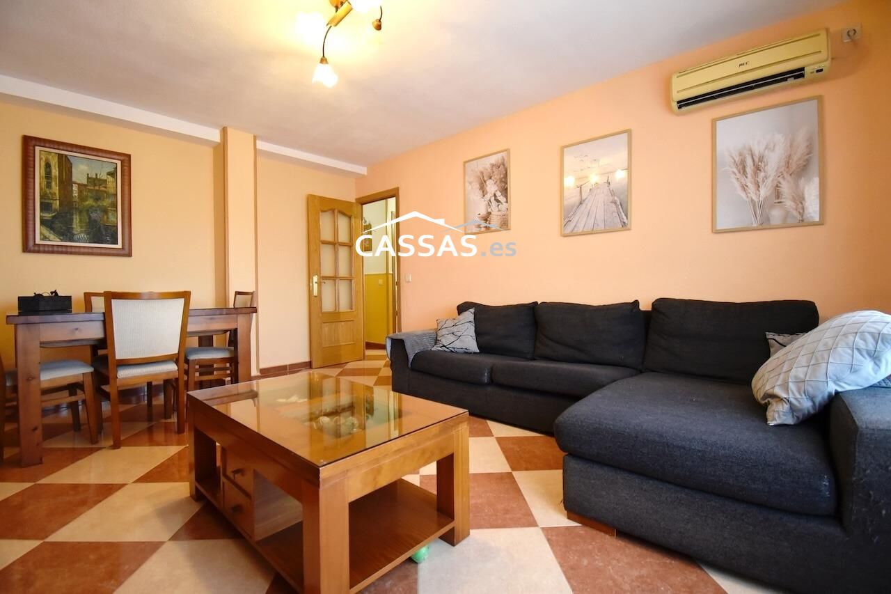 Living room of Flat for sale in Torrejón de Ardoz  with Air Conditioner, Heating and Terrace