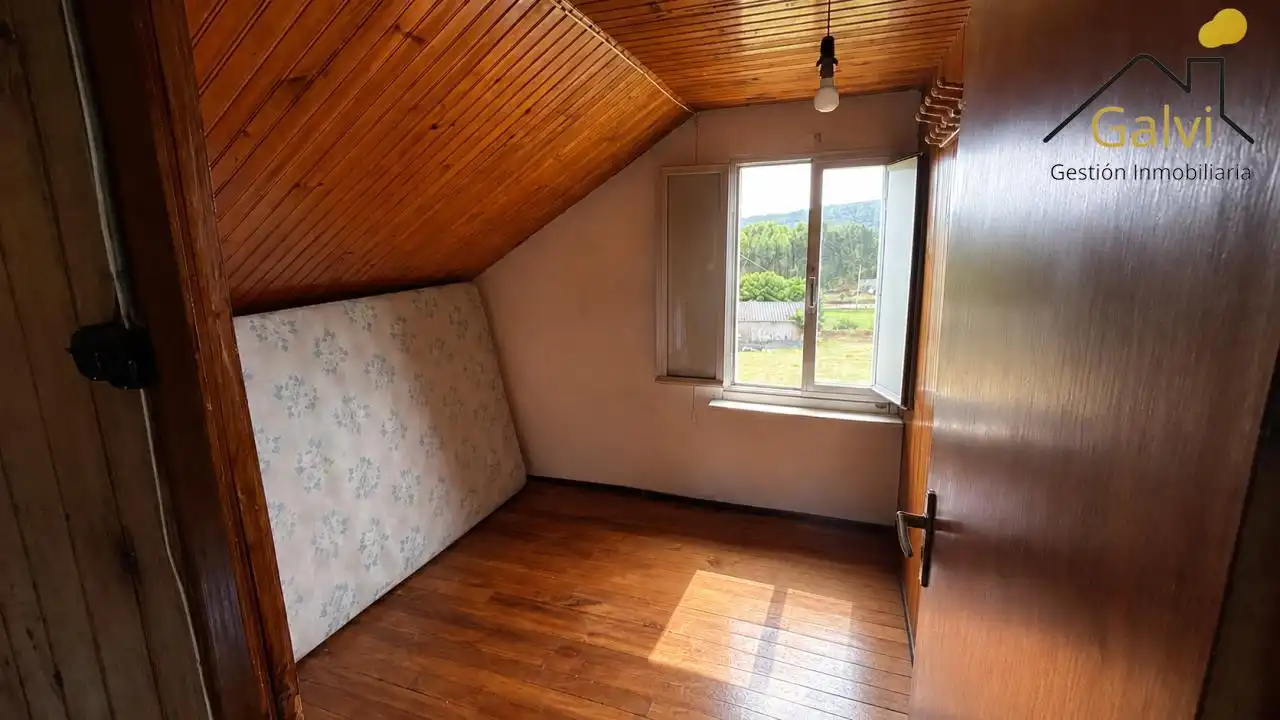 Dormitori de Casa o xalet en venda en Ortigueira