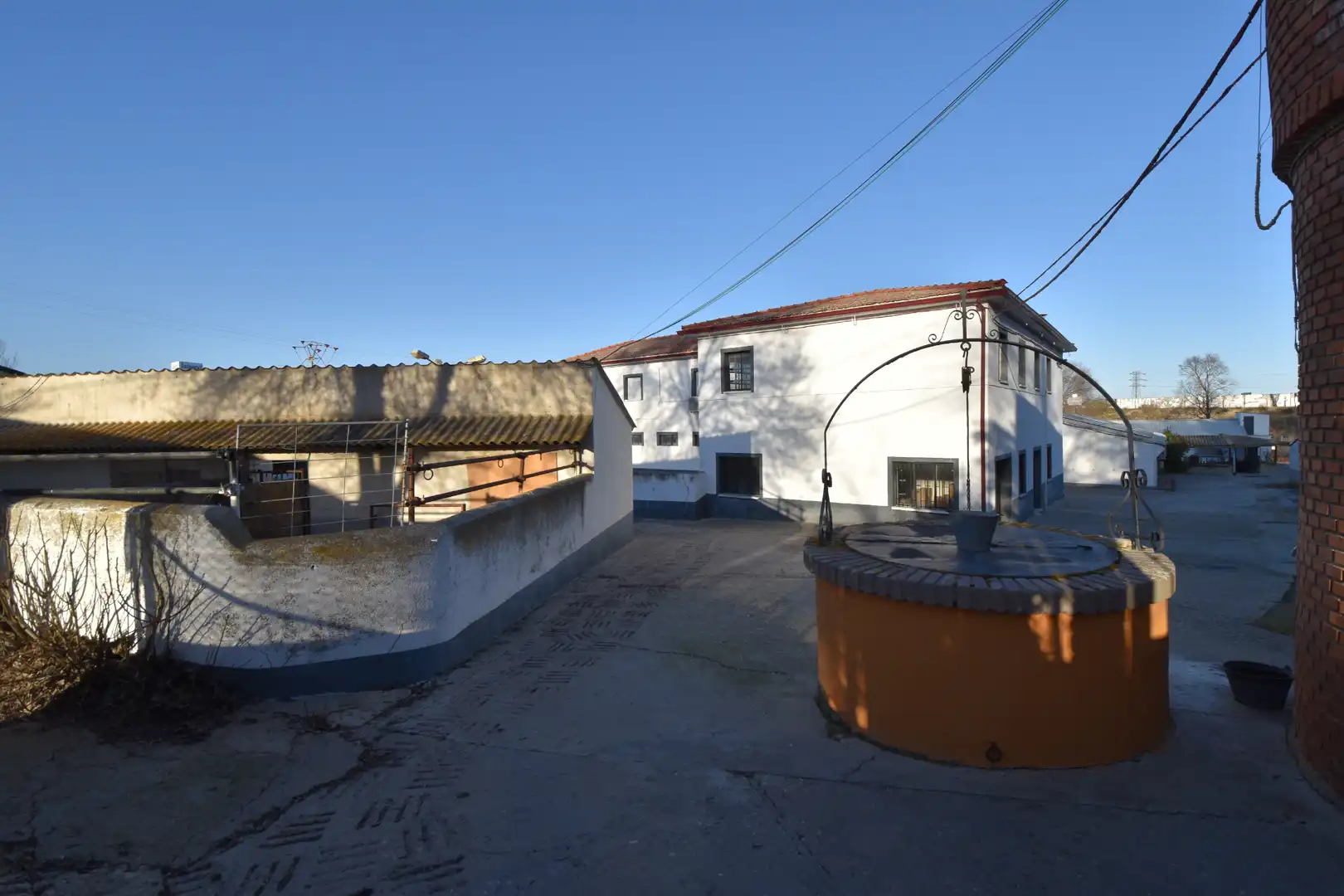 Vista exterior de Nave industrial en venta en Pinto con Calefacción