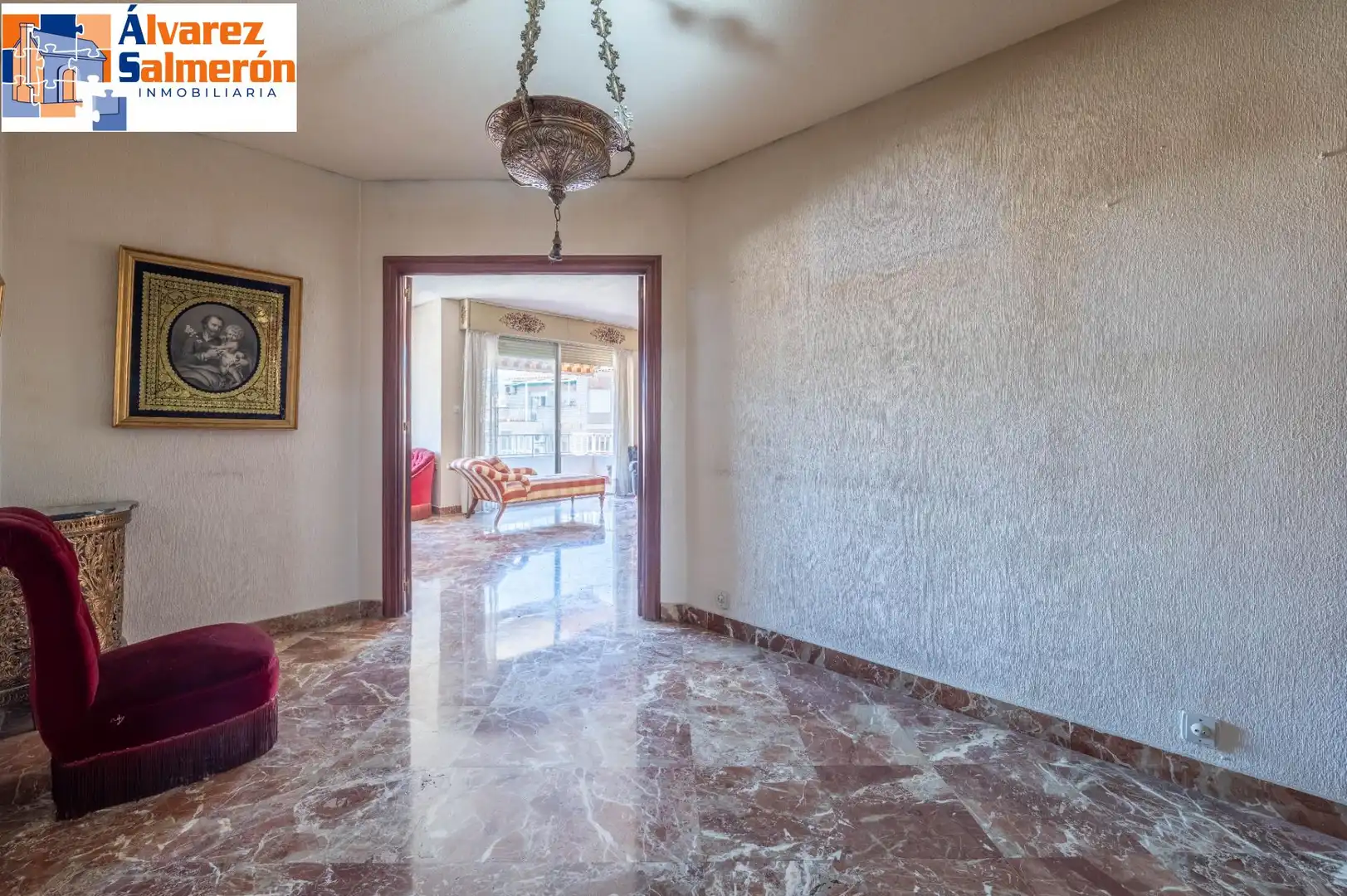 Piso en venta en Granada con Terraza y Balcón