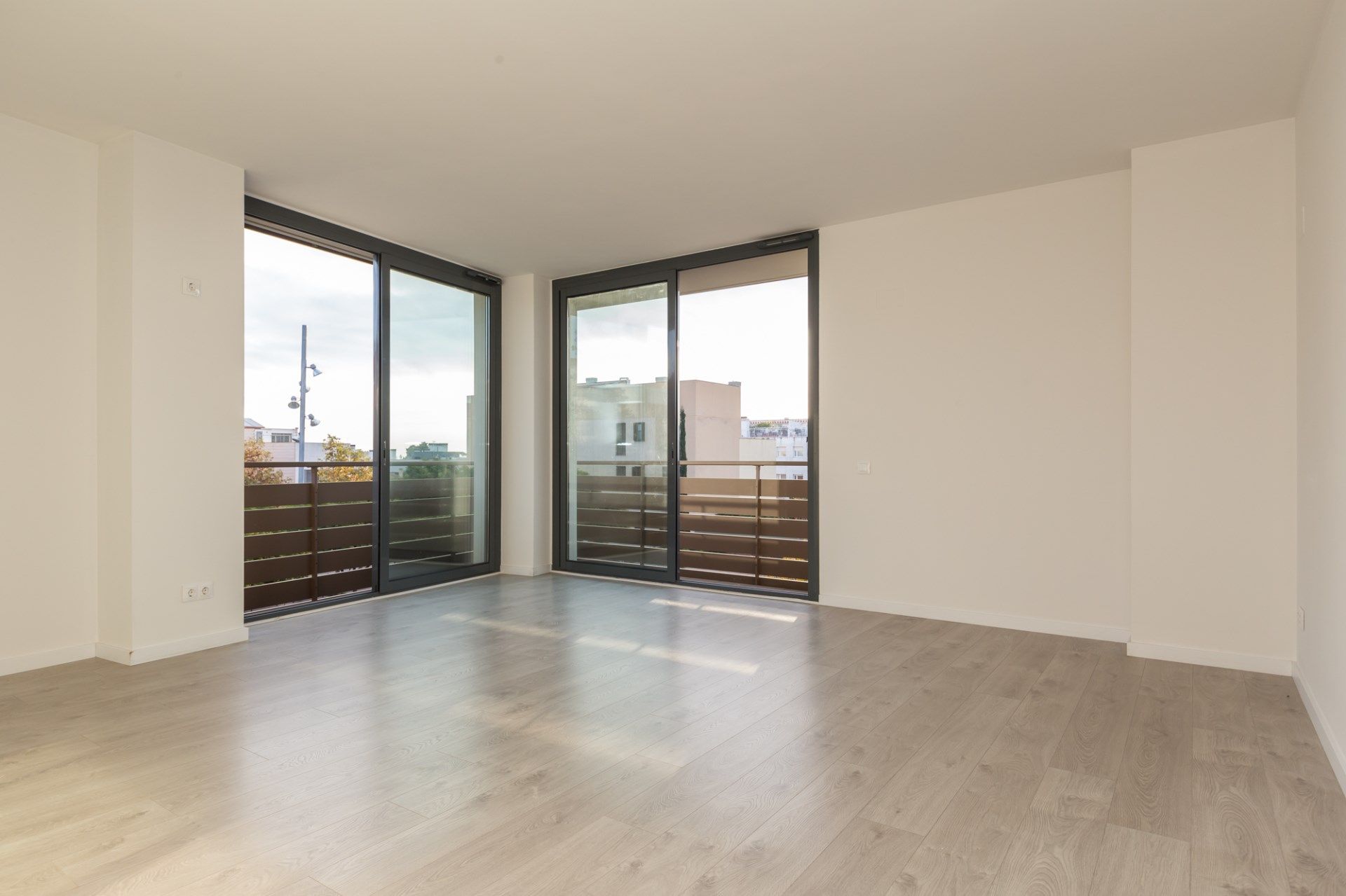 Living room of Flat to rent in Badalona  with Air Conditioner, Heating and Storage room