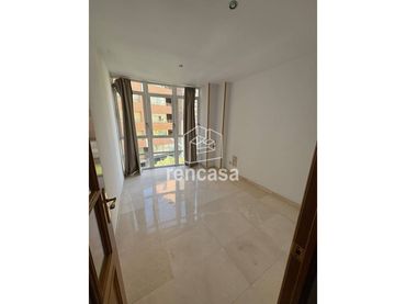 Piso en venta en Calle Torres de Sanui
