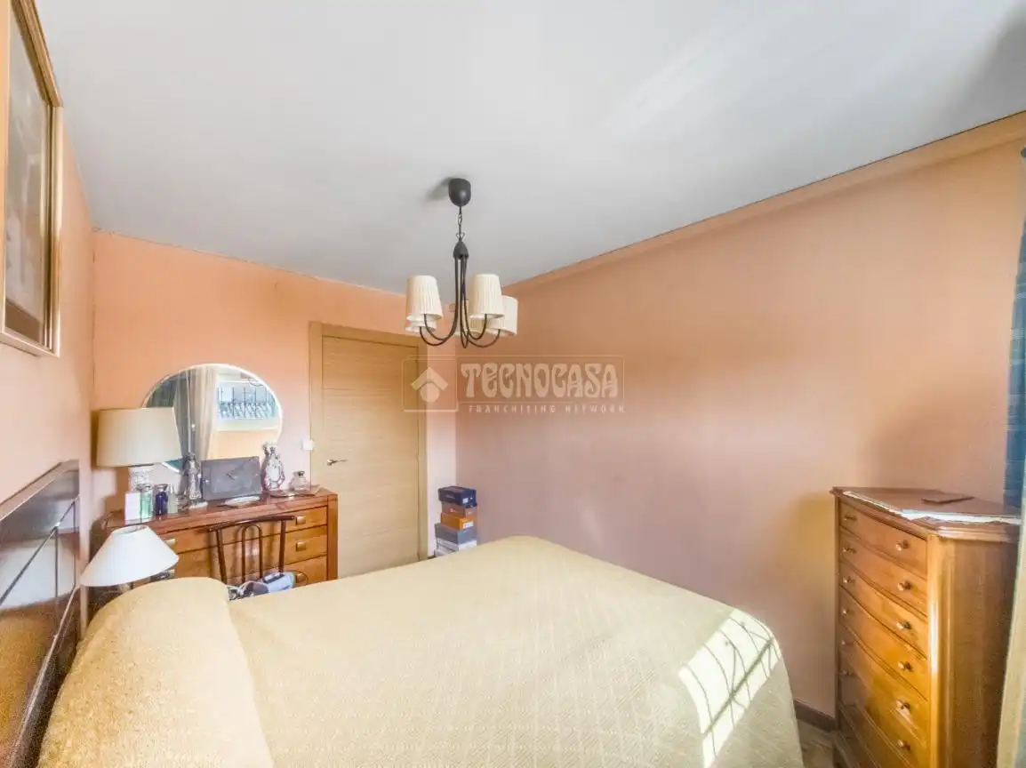 Habitación de Piso en venta en Madrid con Aire acondicionado, Calefacción y Balcón