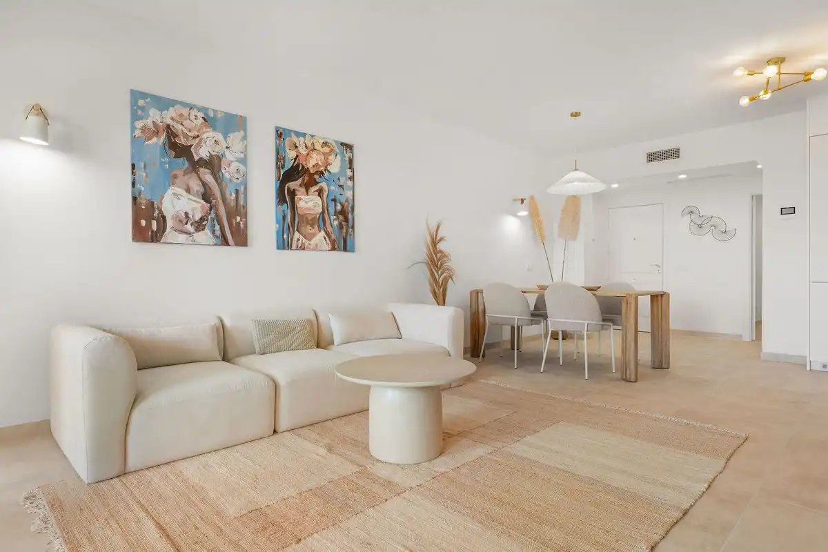 Piso con ascensor en venta en Nueva Andalucía