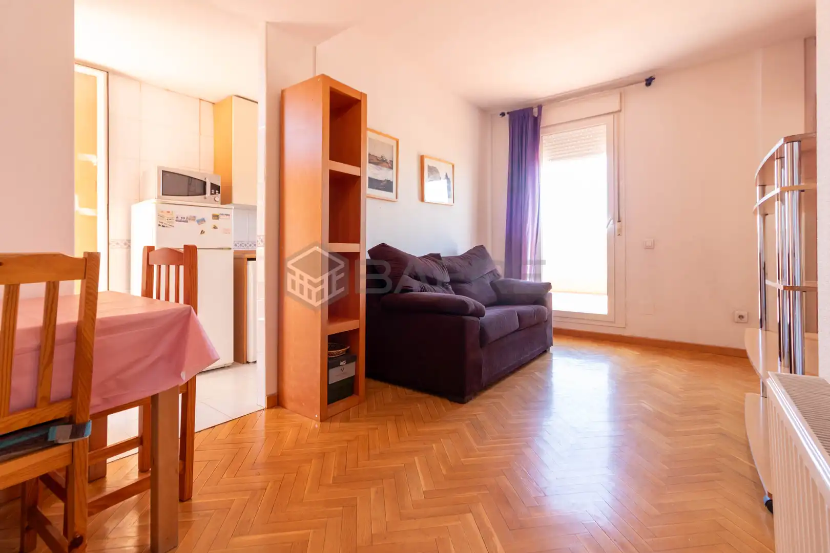 Sala d'estar de Àtic en venda en Madrid amb Aire condicionat, Jardí privat i Parquet