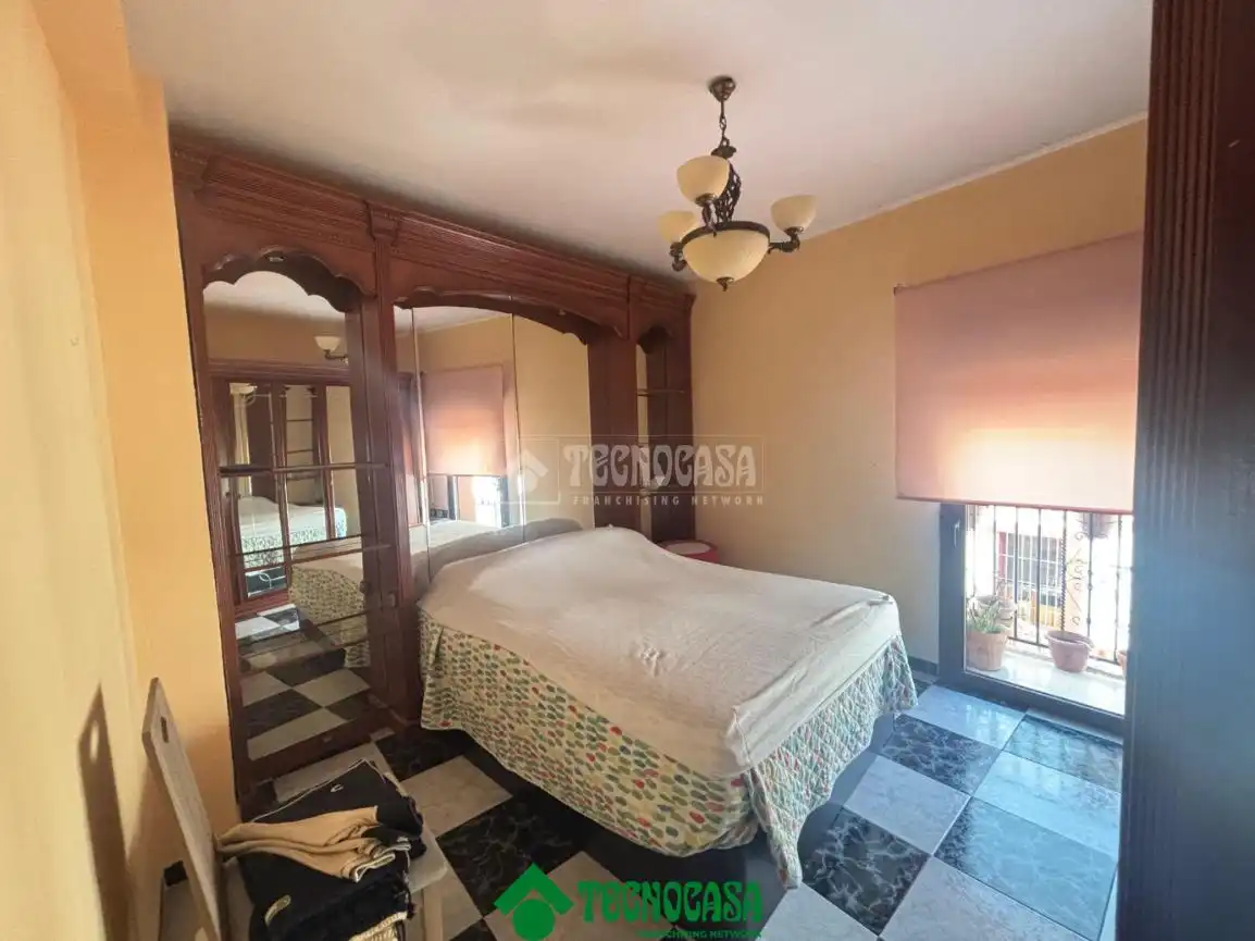 Dormitori de Casa adosada en venda en Montoro amb Aire condicionat