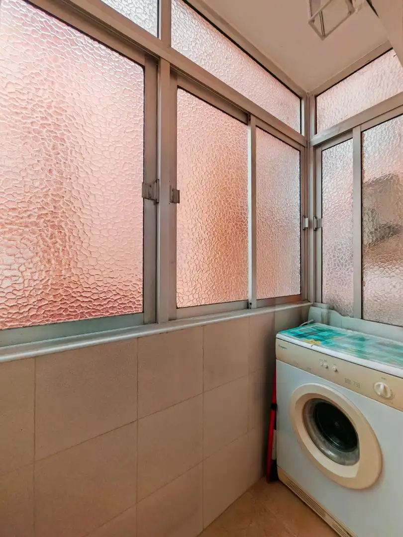 Bathroom of Flat for sale in Cádiz  with Air Conditioner and Terrace