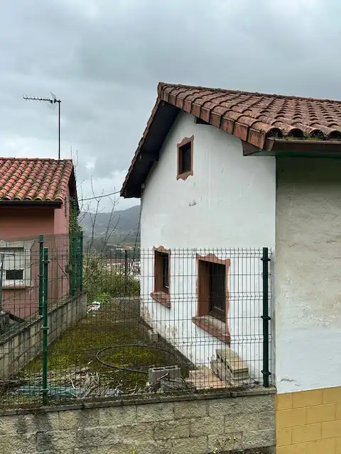 Vista exterior de Casa o chalet en venta en Pravia con Calefacción, Jardín privado y Terraza
