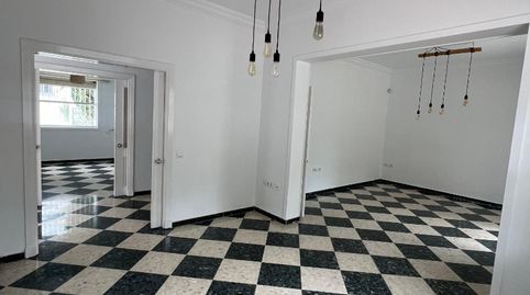 Foto 5 von Haus oder Chalet zur Miete in Calle de San Antonio María Claret, Sector Sur - La Palmera - Reina Mercedes, Sevilla Capital