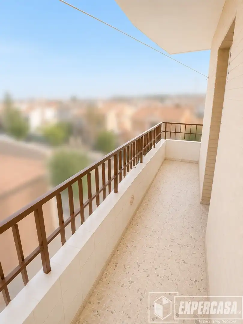 Terraza de Piso en venta en El Puig de Santa Maria