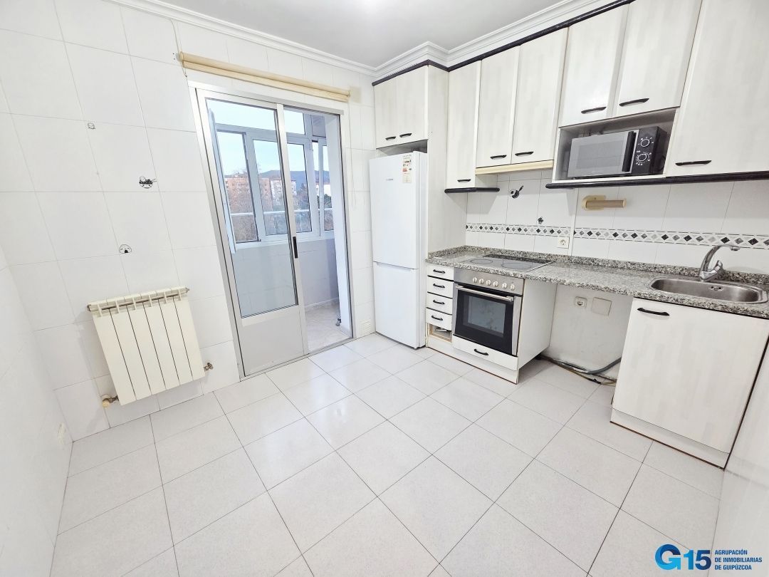 Pis en venda a Urdaburu Kalea, Kaputxinoak / Capuchinos - Galtzaraborda