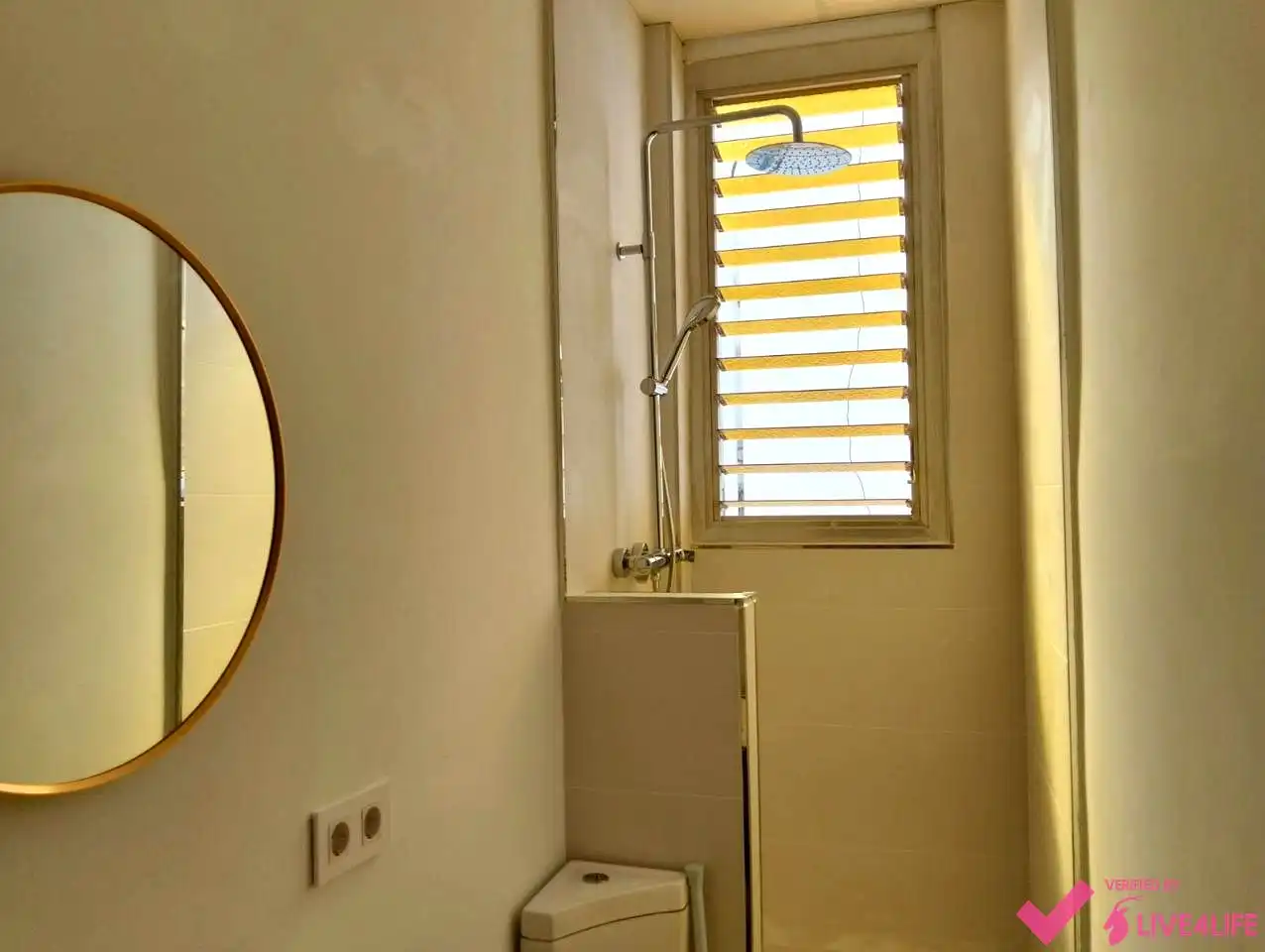 Bathroom of Flat for rent in Godella  with Furnished