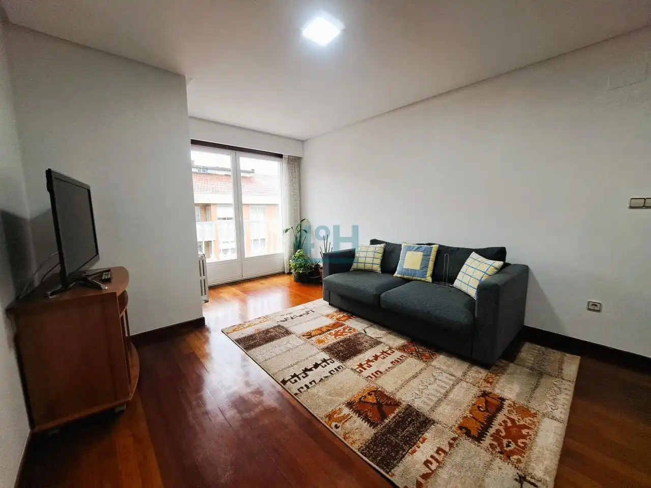 Living room of Duplexes for sale in Ourense Capital   with Heating, Parquet flooring and Balcony