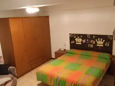 Habitación de Piso en venta en Salvacañete con Trastero, Amueblado y Balcón