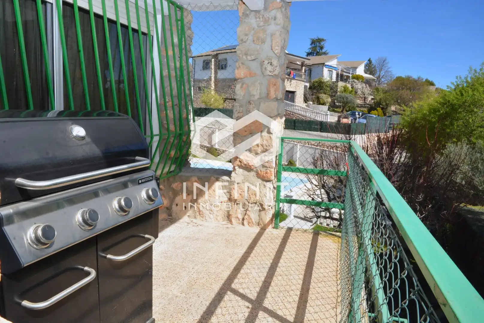 Houses for sale in Carabaña