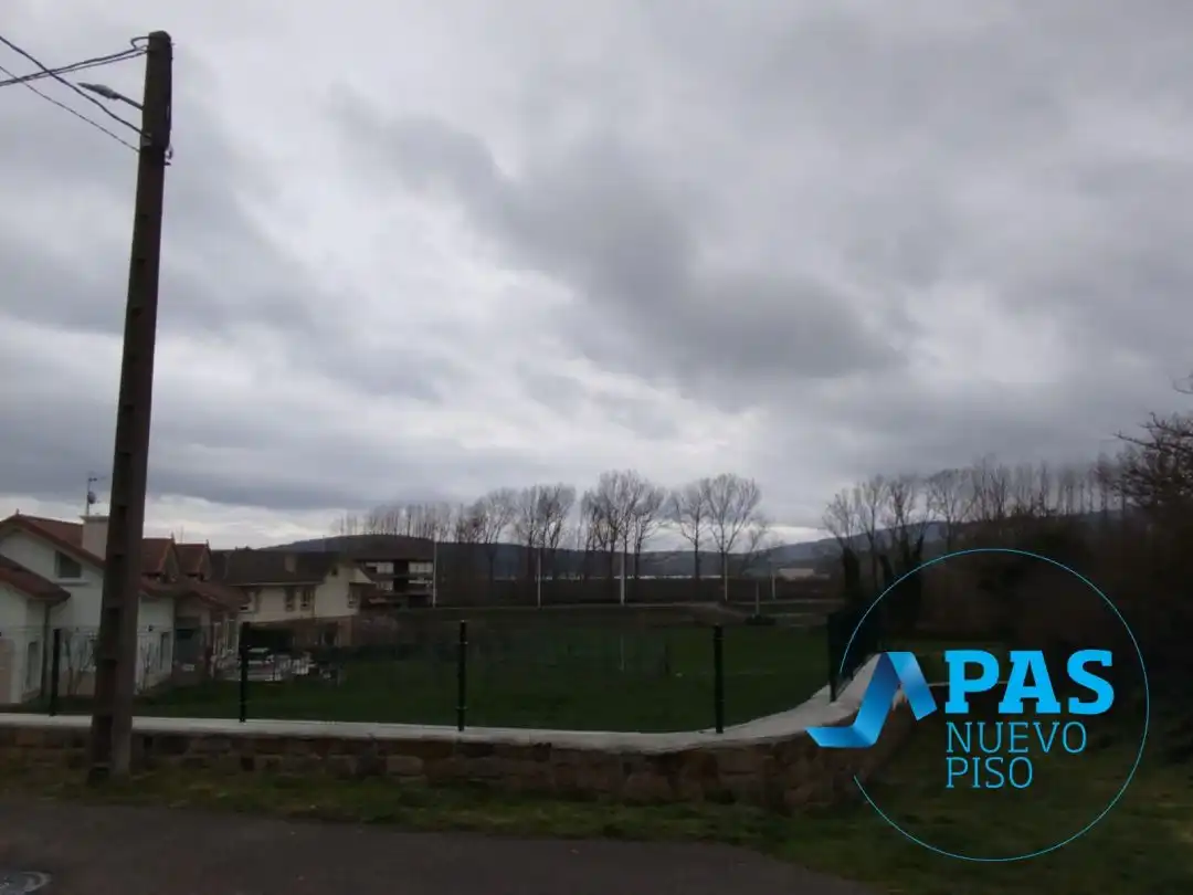 Residencial en venda en Valdáliga