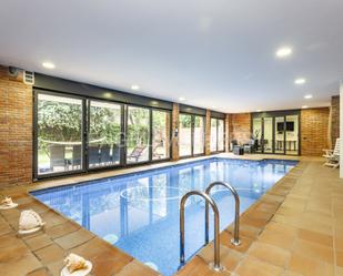 Piscina de Casa o xalet en venda en Sant Fruitós de Bages amb Aire condicionat, Calefacció i Jardí privat