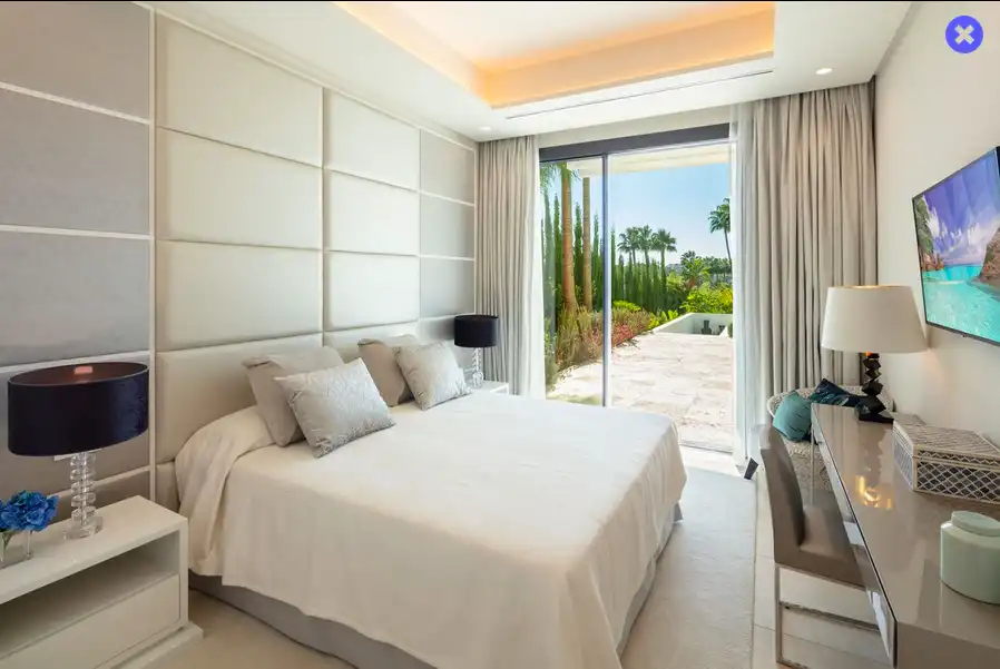 Bedroom of Houses for rent in Marbella  with Air Conditioner, Private garden and Terrace