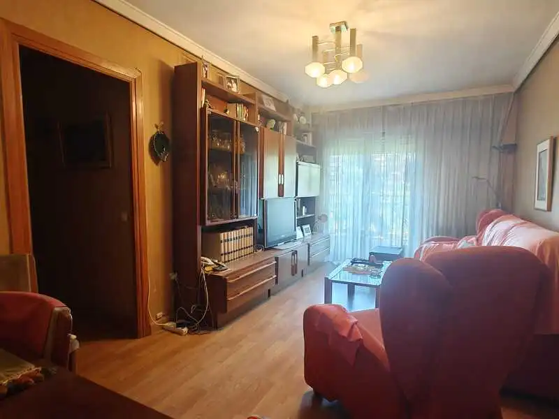 Living room of Flat for sale in Alcorcón  with Terrace and Storage room