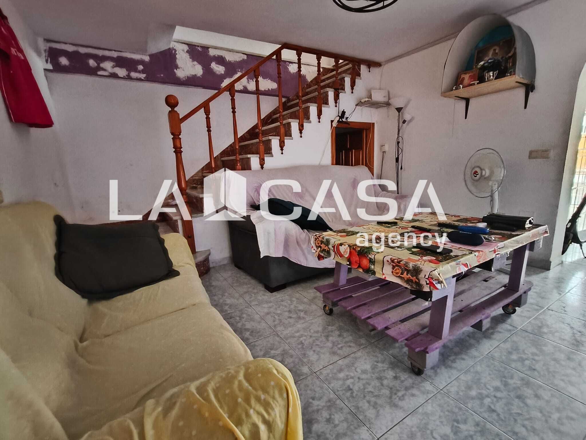 House or chalet for sale in Algeciras  with Terrace