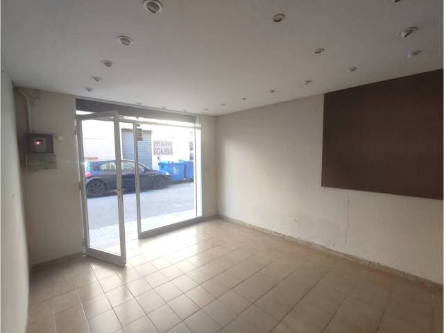 Local comercial en Alquiler en Ca n'Aurell